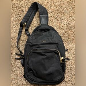 Tumi voyager convertible to slingnylon backpack